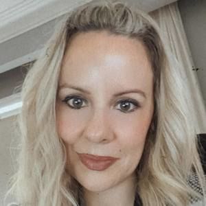 Meet your Posher, Marie-claude